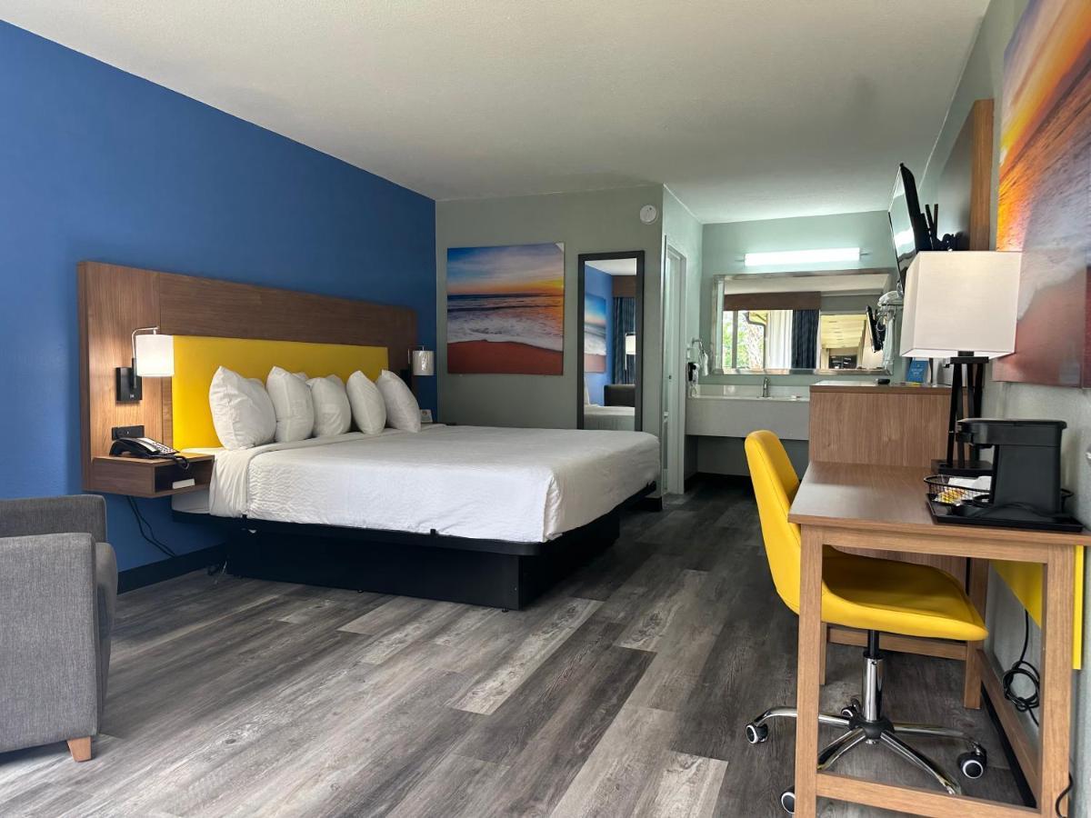 Days Inn & Suites By Wyndham Jennings Luaran gambar