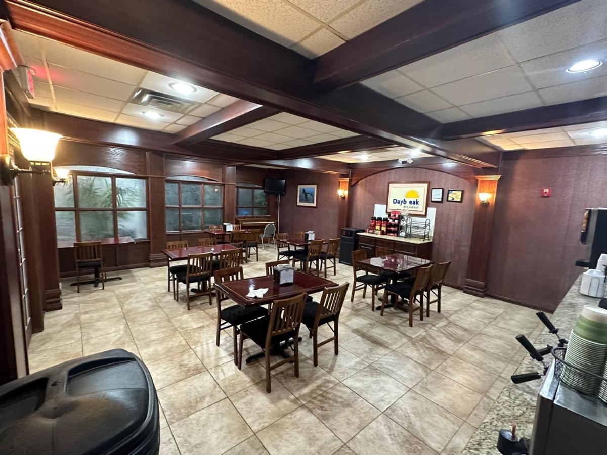 Days Inn & Suites By Wyndham Jennings Luaran gambar