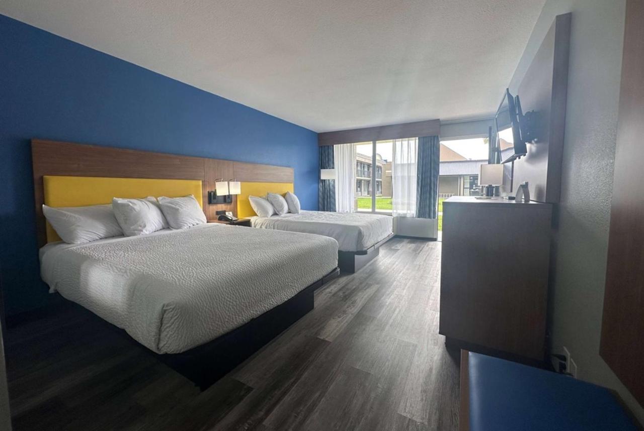 Days Inn & Suites By Wyndham Jennings Luaran gambar
