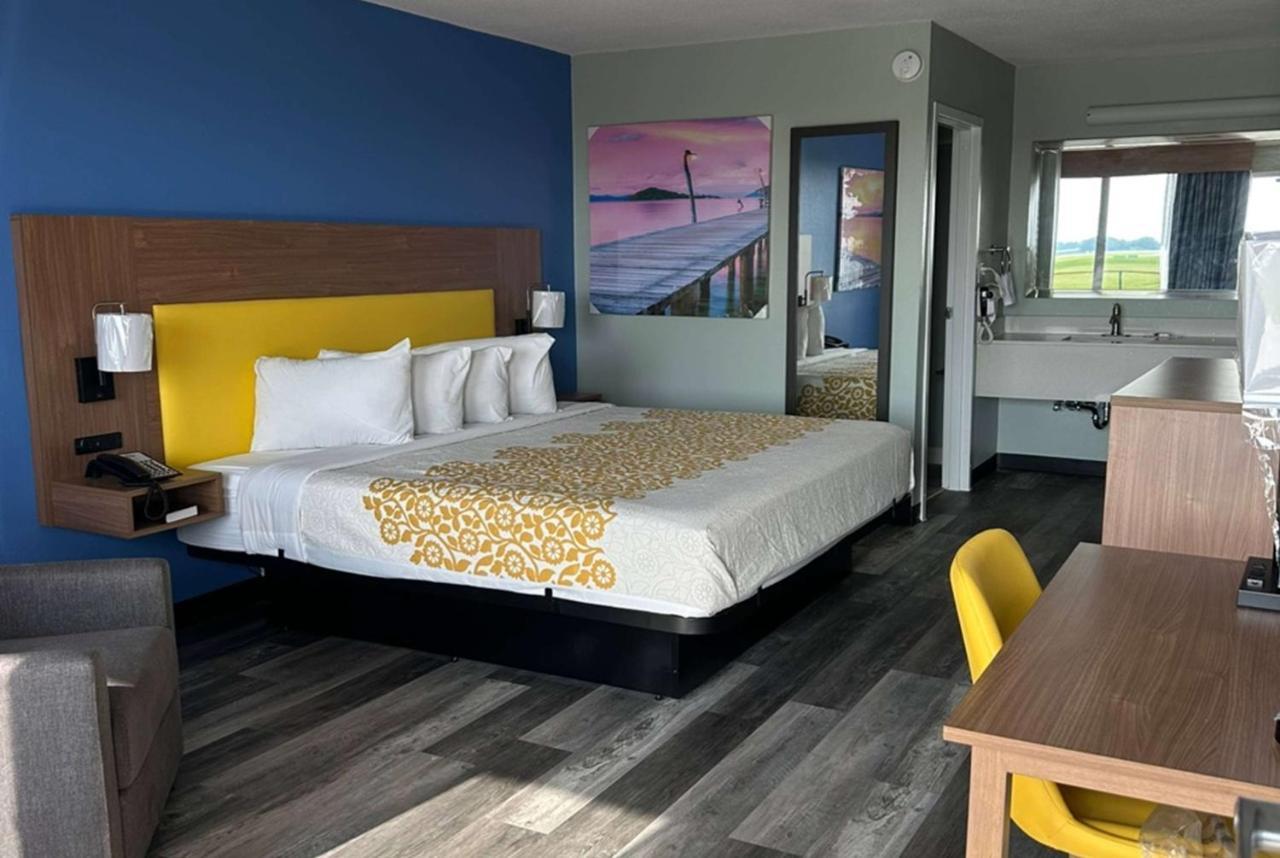 Days Inn & Suites By Wyndham Jennings Luaran gambar