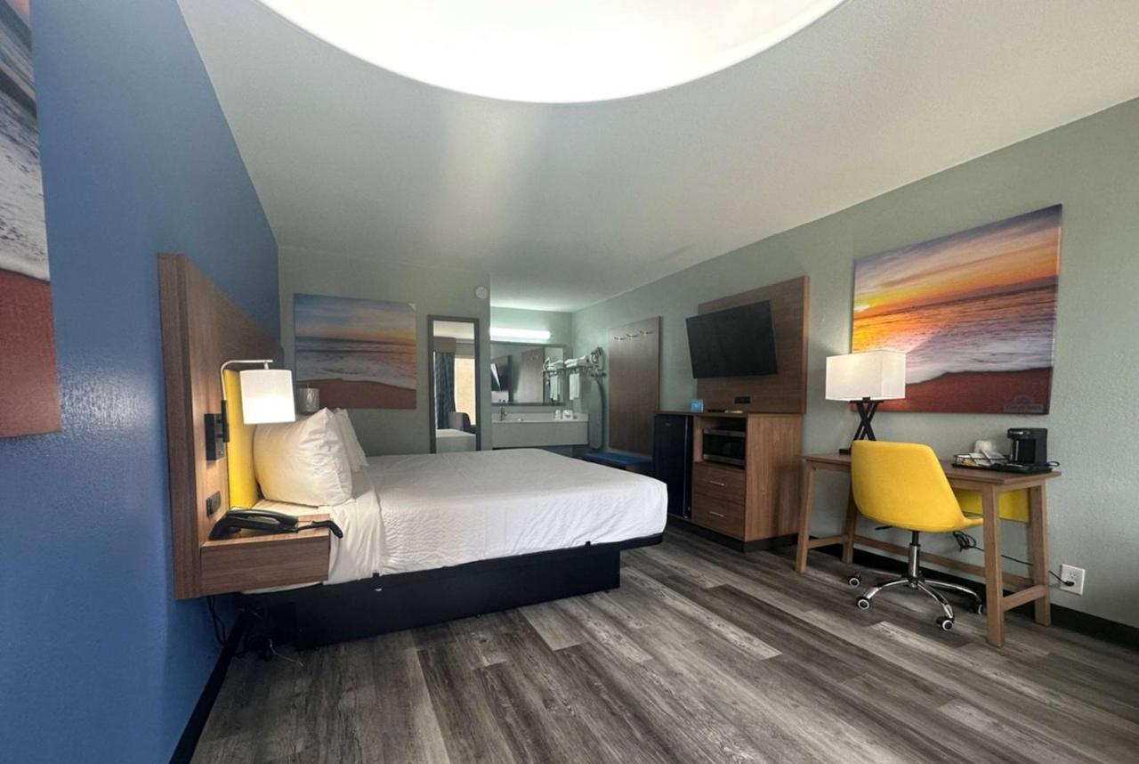 Days Inn & Suites By Wyndham Jennings Luaran gambar